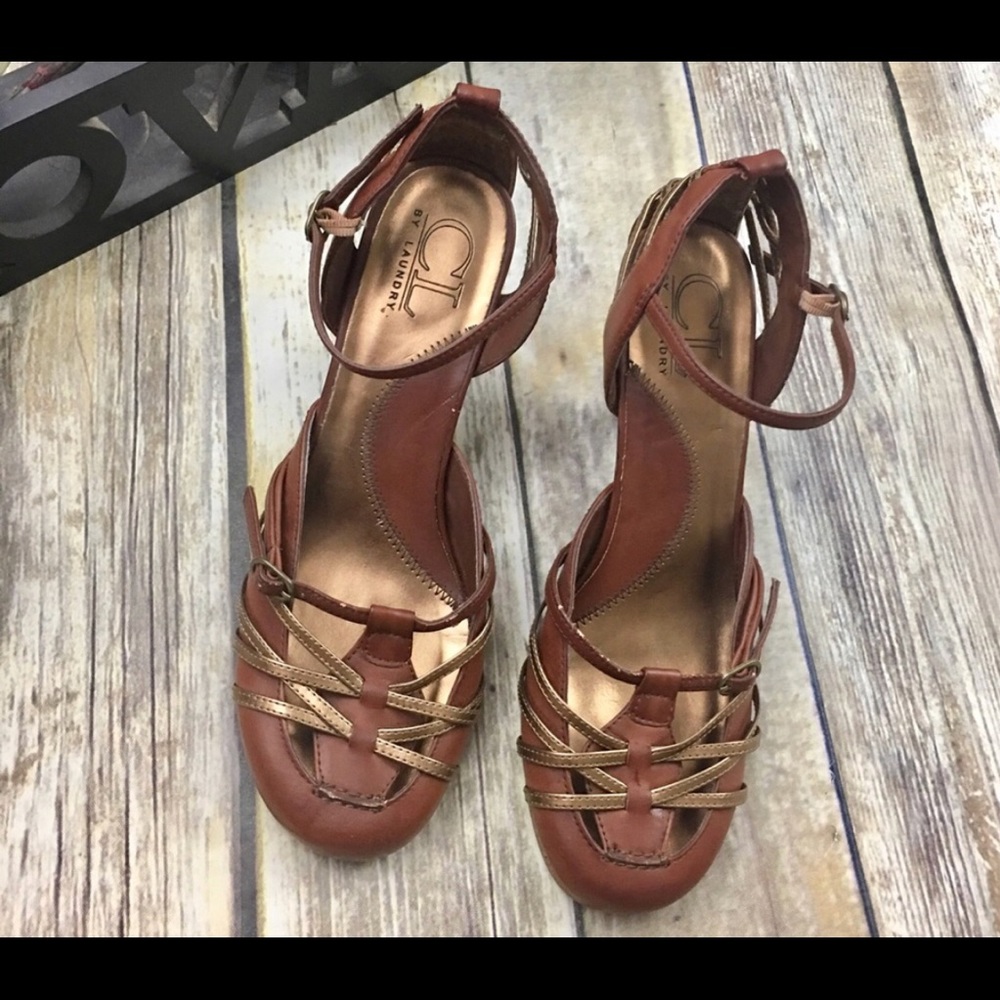 Chinese laundry brown and gold heels